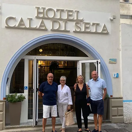 Cala Di Seta كالاسيتا