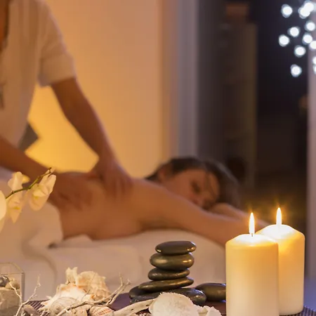 卡拉迪西塔酒店 3*