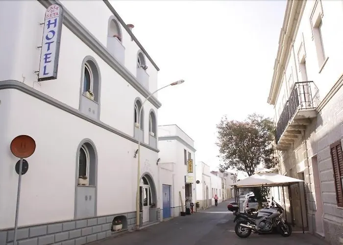 Cala Di Seta Hotel 3*