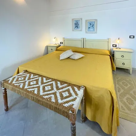 Hotel Cala Di Seta 3*