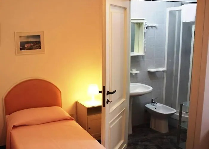 Hotel Cala Di Seta 3*